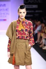 Model walk the ramp for Shift,Payal Khandwala,Roma Narsinghani show at Lakme Fashion Week Day 2 on 4th Aug 2012 (101).JPG
